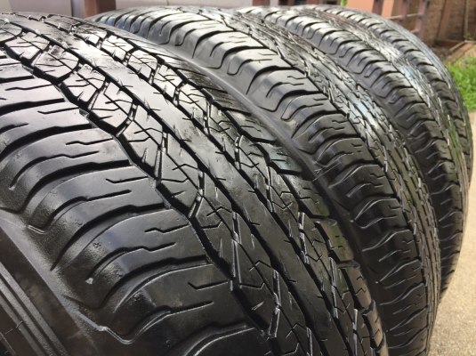 ยาง Dunlop 265 65 17 ปี16 ดอกเต็ม ใช้ยาว ราคาไม่แพง