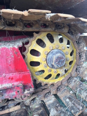 รถเกี่ยวข้าว ศักพัฒนา รุ่น KM-47 เครื่อง195โบว์. รถสวยพร้อมใช้งาน รถเกี่ยวข้าว ศักพัฒนา รุ่น KM-47 เครื่อง195โบว์. รถสวยพร้อมใช้งาน