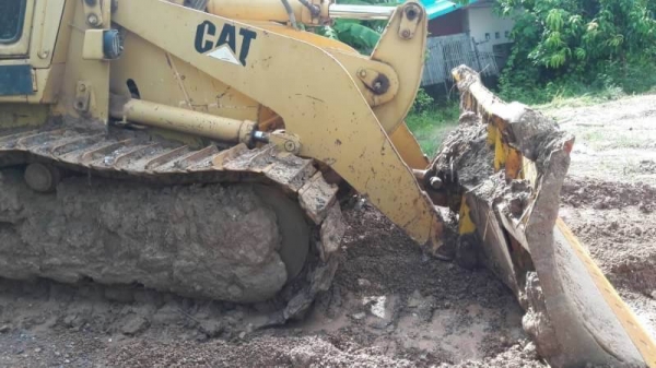 ขาย 499,000 บาท CATTERPILAR 953 เครื่องดี ปั้มแรง โช่หนา เอกสารเล่มทะเบียน รถอยู่ จ.ยโสธร โทร&ไอดีไลน์ 0610710295 ขาย 499,000 บาท CATTERPILAR 953 เครื่องดี ปั้มแรง โช่หนา เอกสารเล่มทะเบียน รถอยู่ จ.ยโสธร โทร&ไอดีไลน์ 0610710295