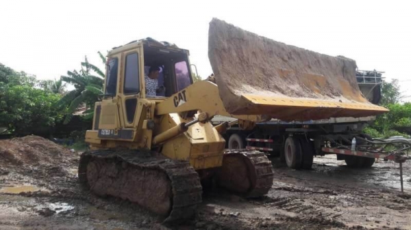 ขาย 499,000 บาท CATTERPILAR 953 เครื่องดี ปั้มแรง โช่หนา เอกสารเล่มทะเบียน รถอยู่ จ.ยโสธร โทร&ไอดีไลน์ 0610710295 ขาย 499,000 บาท CATTERPILAR 953 เครื่องดี ปั้มแรง โช่หนา เอกสารเล่มทะเบียน รถอยู่ จ.ยโสธร โทร&ไอดีไลน์ 0610710295