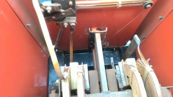 ขายตู้เชื่อมพลัง400แอมป์ใช้ไฟฟ้า220v พร้อมใช้งานครับ0876743909