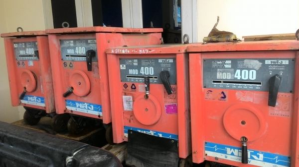 ขายตู้เชื่อมพลัง400แอมป์ใช้ไฟฟ้า220v พร้อมใช้งานครับ0876743909