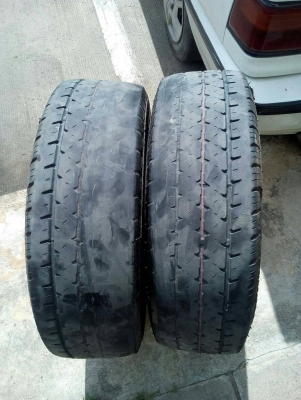 195R14 BRIDGESTONE LEO 677 มี 2 เส้น ปี16 มีกินข้าง ไม่มีรั่ว โทร.081-427-3941 195R14 BRIDGESTONE LEO 677 มี 2 เส้น ปี16 มีกินข้าง ไม่มีรั่ว โทร.081-427-3941