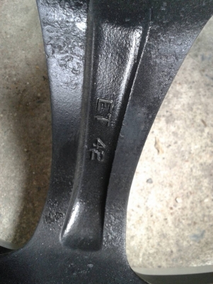 ขอบ17นิ้ว5รู100/114 ชุดนี้ ราคา 5300 บาท