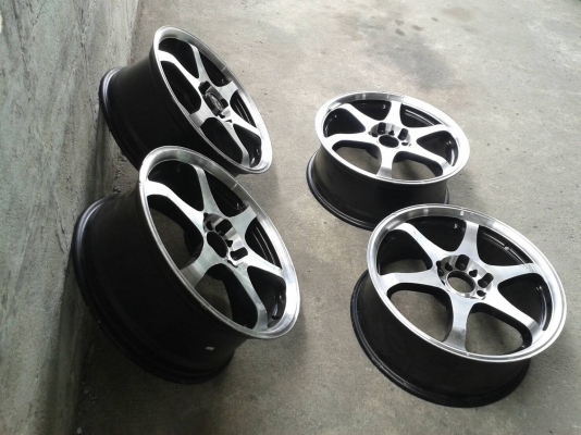 ขอบ17นิ้ว5รู100/114 ชุดนี้ ราคา 5300 บาท