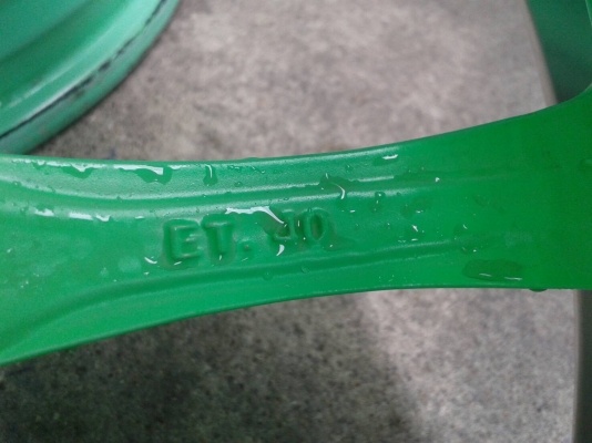 ขอบ17นิ้ว4รู100/114 ชุดนี้ ราคา 4900 บาท ขอบ17นิ้ว4รู100/114 ชุดนี้ ราคา 4900 บาท