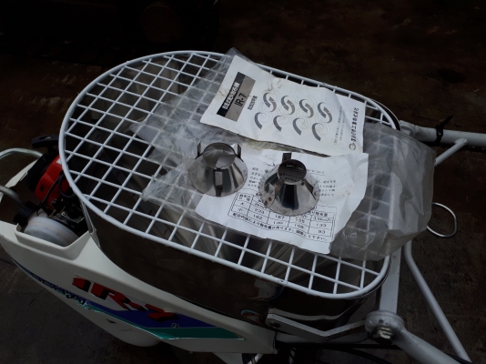 รถ Ochiai หยอดปุ๋ย หยอดเมล็ดเดินตาม นำเข้าจากญี่ปุ่น