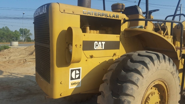 รถตักล้อยาง CAT950 สภาพรถท่าทราย ตามประวัติเดิม รถตักล้อยาง CAT950 สภาพรถท่าทราย ตามประวัติเดิม