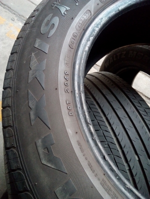215/60R16  MAXXIS WALTZ NS800 ปี15 ปียังใหม่ๆ ชุด 4 เส้น 1800 บาท โทร.081-427-3941