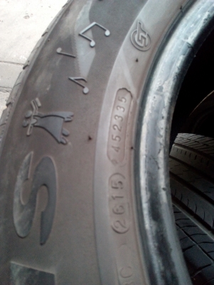 215/60R16  MAXXIS WALTZ NS800 ปี15 ปียังใหม่ๆ ชุด 4 เส้น 1800 บาท โทร.081-427-3941