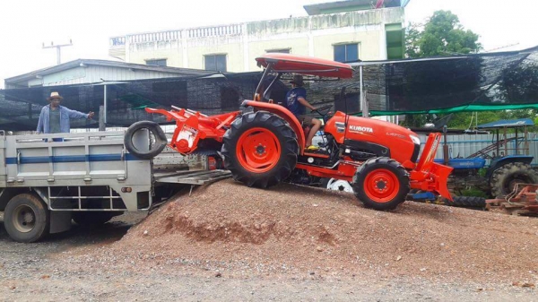 รถเข้าใหม่#ปัญญาแทรคเตอร์..จัดมาให้ครับ ด่วน 395,000 บาท.คูโบต้าL4708 ใบมีดคานล่างFD185พร้อม โรตาลี่RX182 สภาพพร้อมใช้ ขัดส่ง อ.หล่มสัก จ.เพชรบูรณ์