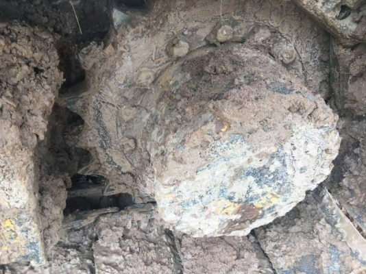 ขาย 365,000  KOMATSU pc 100-5  เครื่องดี ปั้มแรง โช่บู๊ดแตก เอวแน่น ไฟฟ้าตัด ประตูมี กระจกมีครบ  รถอยู่ จ. ยโสธร 090-772-3710 090-772-3708