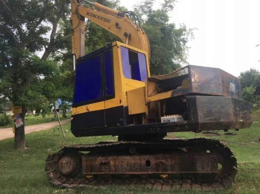 ขาย 255,000 KOMATSU PC100-3 สภาพสวย พร้อมใช้งาน เครื่องปั้มดี โซ่ช่วงล่างสวย เอวแน่น รถทำงานดีเร็วไม่โหลด เอกสารแจ้งจำหน่าย รถอยู่ จ.ร้อยเอ็ด 090-772-3710 090-772-3708