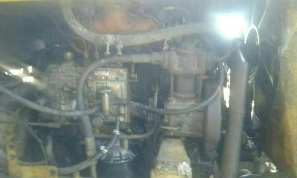 ขาย 265,000 รถตัก KOMATSU  JH30 เครื่องดี เกียร์แรง ช่วงล่างพร้อมใช้งาน รถอยู่ โคราช 090-772-3710 090-772-3708