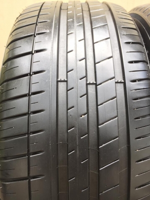 ขายยาง MICHELIN PILOT SPORT3 235-45-18 ปลายปี15 ดอกหนาจัด สภาพสวยมาก ไม่มีปะ ไม่มีตำหนิ คู่ละ 4,000 