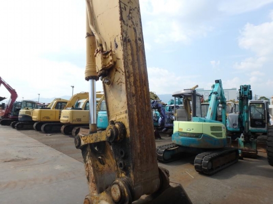 ขายถูก ต้องการเคลียสต๊อก !!!! รถขุด KOMATSU PC200-8 รถนำเข้า100\%ไม่เคยใช้งานในไทย