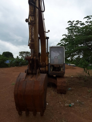 ขายถูกๆ!! >>> Komatsu Pc120 รุ่น 3 ราคา 240,000บาท ต่อรองได้ขายได้ขายเลย <<< เบอร์ติดต่อ 098-7155789 086-4631102