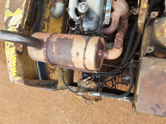 ขายถูกๆ!! >>> Komatsu Pc120 รุ่น 3 ราคา 240,000บาท ต่อรองได้ขายได้ขายเลย <<< เบอร์ติดต่อ 098-7155789 086-4631102