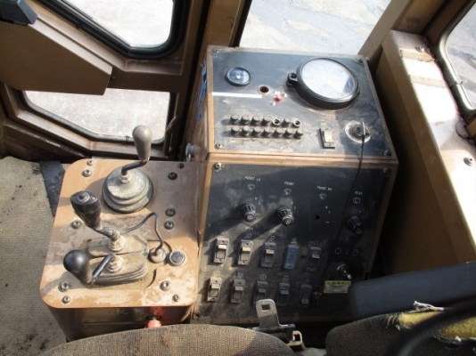 ขายถูก!! เคลียสต็อก รถตัก CAT 924F นำเข้าโดยตรงจากญี่ปุ่น