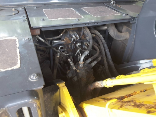 ขาย!! >>> Sumitomo Sh210 รุ่น 5 ไมล์ 4,000กว่าชั่วโมง เล่มทะเบียน <<< เบอร์ติดต่อ 098-7155789 086-4631102