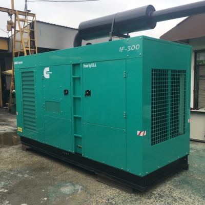 เครื่องปั่นไฟCUMMINS 300 KVA.USA.ราคาพิเศษ พร้อมชุดAUTO รับประกัน 2 ปี