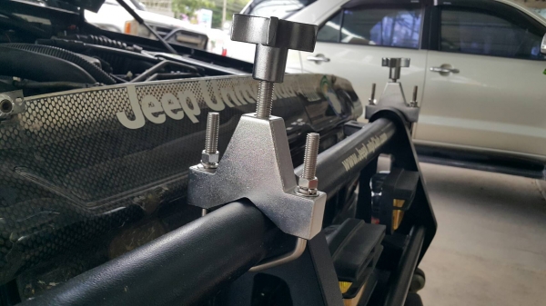 ขายึดเฟรมแจ๊ค จัดเก็บเป็นระเบียบ แน่นหนา ยึดกับไซด์เรียว กันชน แร็ค โรบาร์