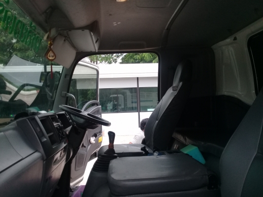 ☆☆ ขายพร้อมงานประจำ☆☆ ISUZU DECA FVZ 300 รถปลายปี 56 มือเดียวออกห้าง สภาพสวย พร้อมใช้งาน (เจ้าของขายเอง)