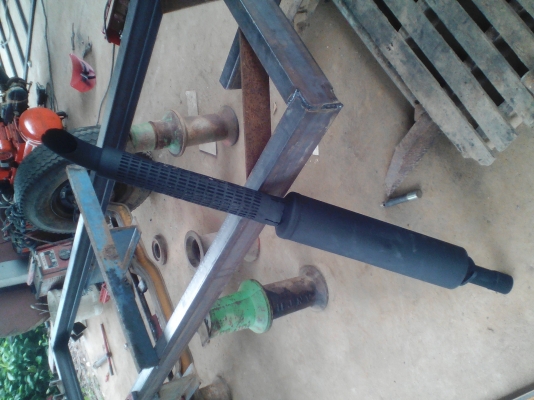 ท่อไอเสียรถไถ