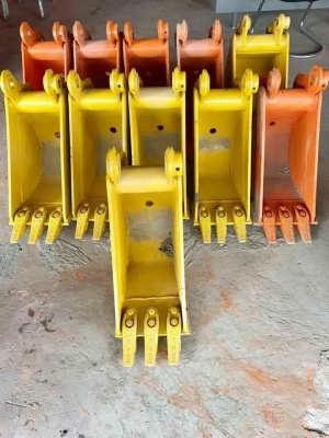 ขายบุ้งกี๋ขุดท่อ-ของนำเข้า ใส่รถขุด20-25-30-35 ราคาเป็นกันเอง สนใจติดต่อ 096-3268553 (สถิตย์พันธ์) ID LINE 0963268553 ร้านรุ่งเจริญแทรกเตอร์ อำเภอพระพุทธบาท จังหวัดสระบุรี