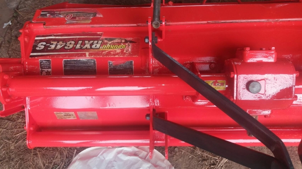 ขายโรตาารี่ ตราช้าง RX164E รุ่นใหม่ สภาพพร้อมใช้งาน เหมาะกับรุ่น 34-36 แรง ขายโรตาารี่ ตราช้าง RX164E รุ่นใหม่ สภาพพร้อมใช้งาน เหมาะกับรุ่น 34-36 แรง