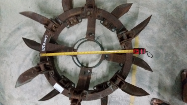 ขายล้อเหล็กกันจมสำหรับรถไถนังขับ วง28นิ้ว ล้อกางสุด1เมตร ขาย 9500 บาทครับ ถูกใจต่อรองได้ครับ คนขายใจดีมีของแถม มีสินค้าอีกมากมายเยี่ยมชมในเฟส รถไถเล็ก สมุทรสาคร ครับลายnewkit1305 โทร0841425045