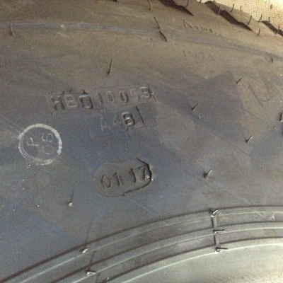 ยาง 10.00-20 SUPER STONE ดอกบั้ง เหลือ10เส้นสุดท้าย