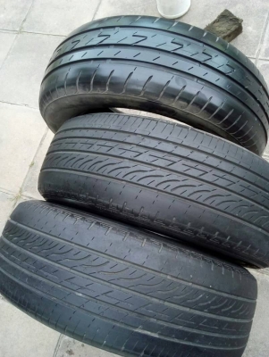 215/60R16 BRIDGESTONE TURANZA และ ECOPIA มี 3 เส้น โทร.081-427-3941