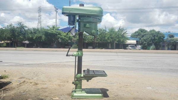 ** SOLD ** สว่านแท่นรุ่นหนักอเมริกา BAFFALO FORGE USA 31 mm ไฟบ้าน 220v พร้อมใช้