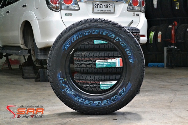 BRIDGESTONE DUELER A/T 697 265/65R17 เส้นละ 7,500 บาท