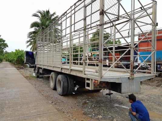 FVM300 สิบล้อเพลาเดียว ยาว 9.60 เครื่องดีคัสซีสวย รถห้างปี2552 พร้อมใช้งาน 1,600,000