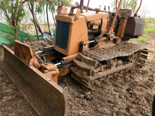 ขออณุญาติขายรถแทร็กเตอร์ MISSUBISHI  6ทิตยทาง  BD2Fพร้อมใช้งาน  ราคา 135000 สนใจติดต่อ 0853224877 -0988930465