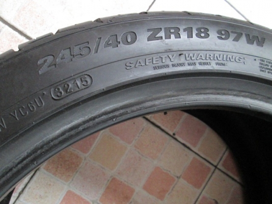 ขายยาง KUMHO 245-40-18 ,275-35-18 ปลายปี15 (1ชุด)