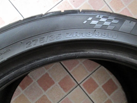ขายยาง KUMHO 245-40-18 ,275-35-18 ปลายปี15 (1ชุด)