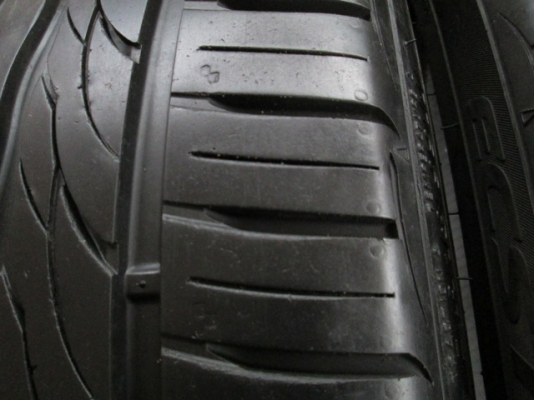 ขายยาง KUMHO 245-40-18 ,275-35-18 ปลายปี15 (1ชุด)