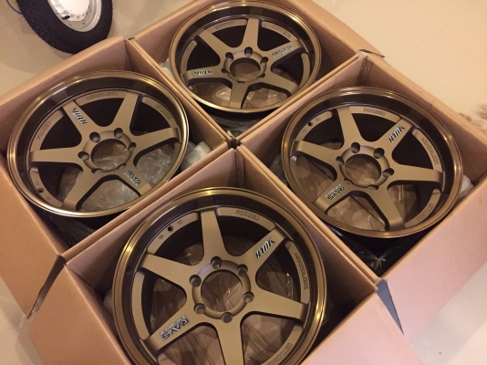 ล้อแม็ก TE37 ขอบ18 หน้า9.5-10.5 งานYUSTA  ของใหม่แกะกล่องครบชุด 4 วง 12000