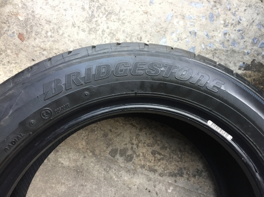 ยาง Bridgstone 195-55-15 ปี 16 ครบชุด 4 เส้น 4000 สวยๆไม่ไม่บวมไม่กินข้างดอกยางเหลือเยอะเอาไปวิ่งกัน