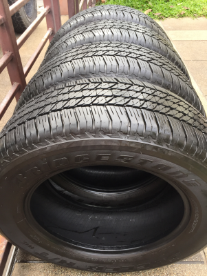 ยาง Bridgestone 265 60 18 ปลายปี16 ดอกเต็ม ไม่มีปะ ใช้ยาว ราคาไม่แพง