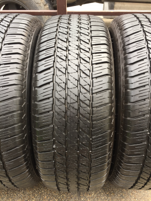 ยาง Bridgestone 265 60 18 ปลายปี16 ดอกเต็ม ไม่มีปะ ใช้ยาว ราคาไม่แพง