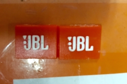 ขายโลโก้ JBL รุ่น TM Series สีทองของแท้บริษัทมหาจักรเลย ขายโลโก้ JBL รุ่น TM Series สีทองของแท้บริษัทมหาจักรเลย