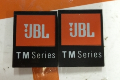 ขายโลโก้ JBL รุ่น TM Series สีทองของแท้บริษัทมหาจักรเลย ขายโลโก้ JBL รุ่น TM Series สีทองของแท้บริษัทมหาจักรเลย