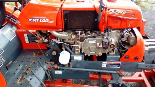 KUBOTA  KRT 140 สวยๆๆพร้อมใช้ อุปกรณ์ ดันหน้า พาลหลังสวย เล่มทะเบียนเอกสารพร้อม