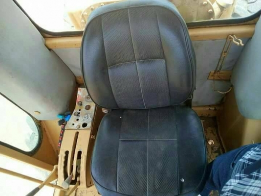 ขาย 1,650,000  รถเกรดเดอร์ CAT140 G 72 v เครื่องดี เกียร์แรง เอวแน่น ยางดี มีเก๋ง เอกสารแจ้งจำหน่าย รถอยู่ สระแก้ว 090-772-3710 090-772-3708