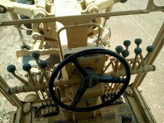 ขาย 1,650,000  รถเกรดเดอร์ CAT140 G 72 v เครื่องดี เกียร์แรง เอวแน่น ยางดี มีเก๋ง เอกสารแจ้งจำหน่าย รถอยู่ สระแก้ว 090-772-3710 090-772-3708