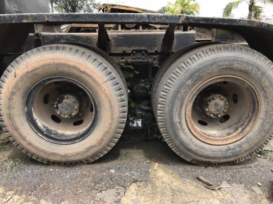 ขาย 365,000 บาท HINO PROFIA 2 เพลา เครื่อง EP100-285 แรง หัวบาง ยางดี คัสชีสวย เอกสารเล่มทะเบียน รถอ
